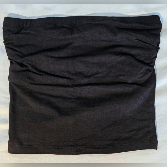 Women's Medium Black Basic Casual Ruched Side Stretchy Tube Top NWOT - Picture 3 of 4